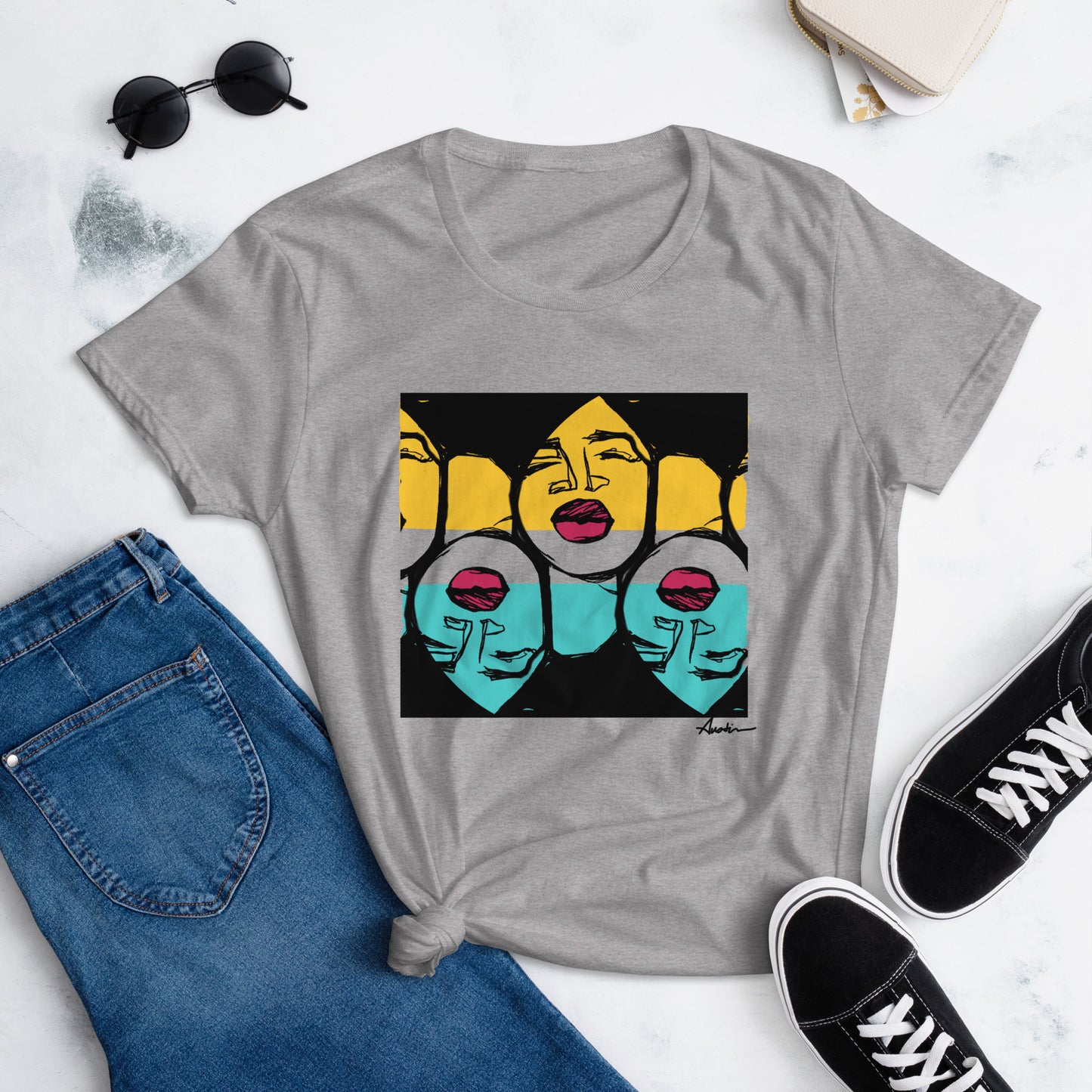 Lips (Triplets) Women's Fashion Fit T-shirt
