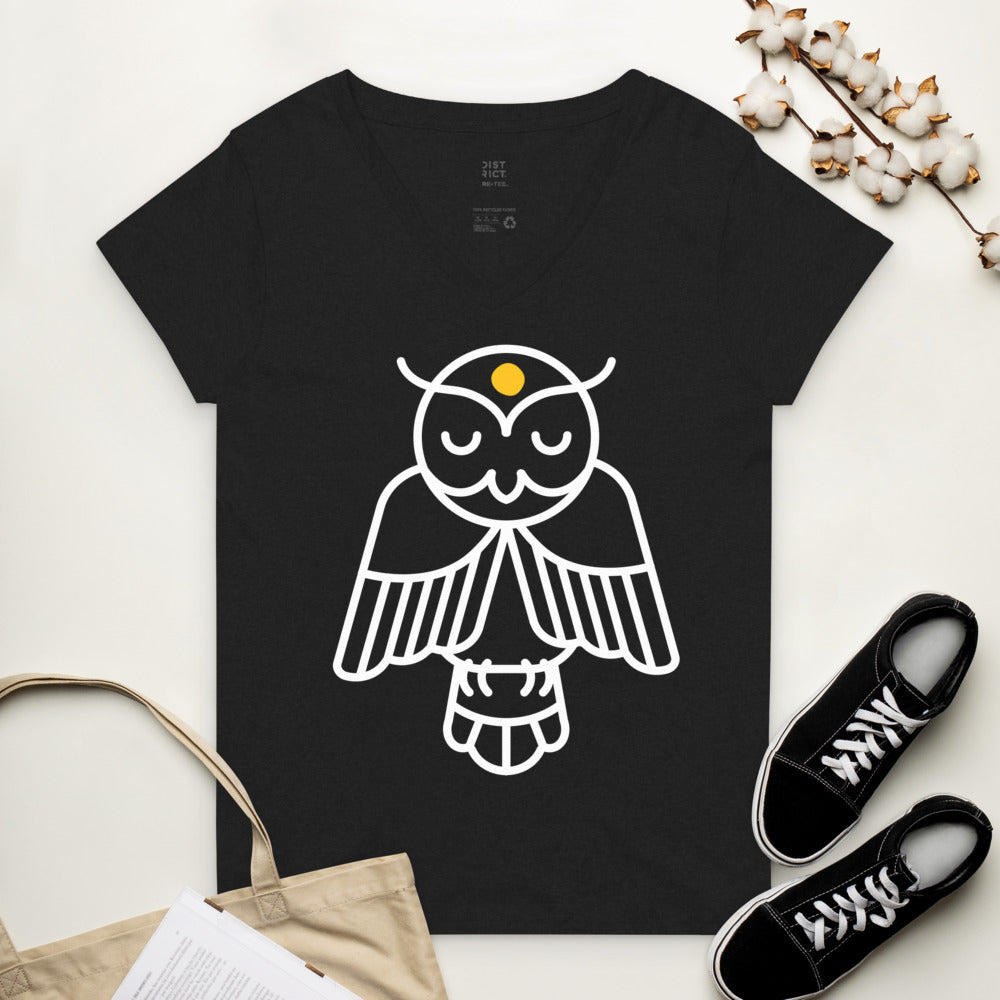 The Wise One Women’s recycled v-neck t-shirt